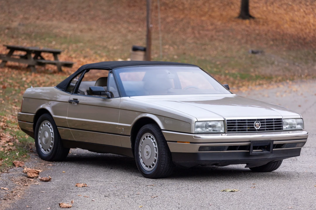 1992 Cadillac Allante - Image 16 of 31