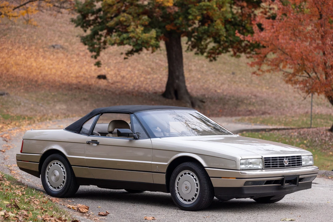 1992 Cadillac Allante - Image 19 of 31