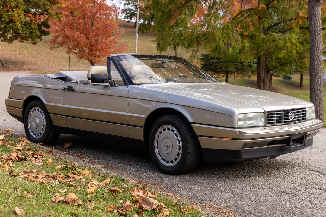 1992 Cadillac Allante - Image 4 of 31