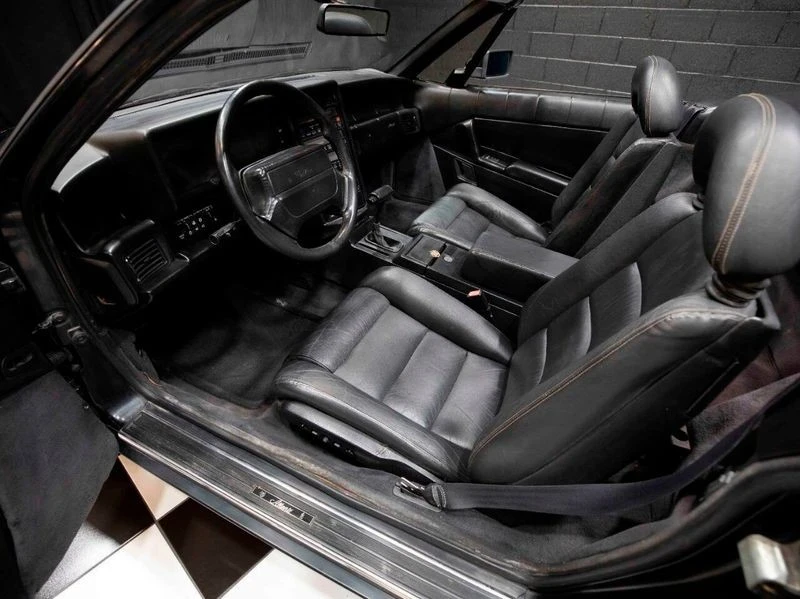 1992 Cadillac Allante - Image 2 of 12