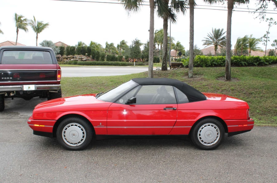 1992 Cadillac Allante - Image 2 of 12