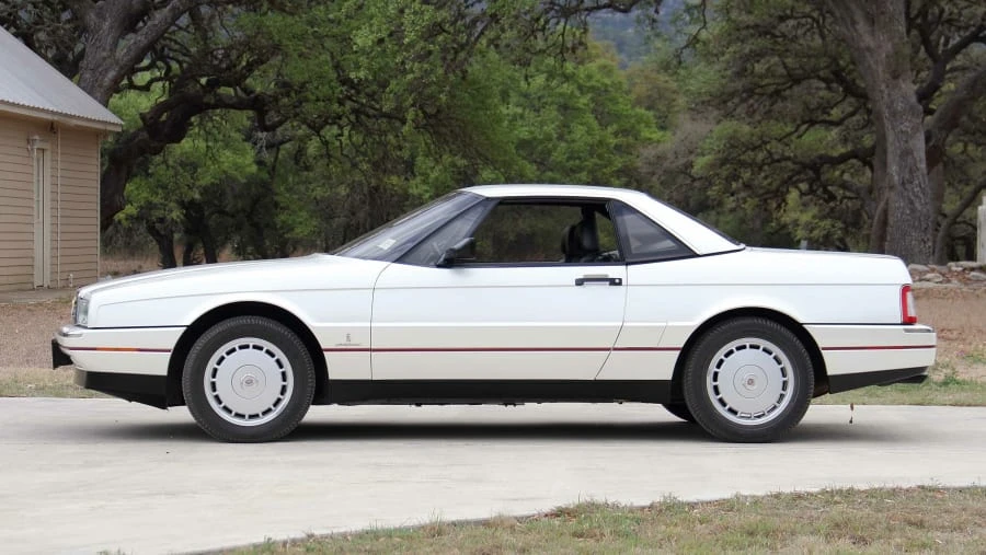 1992 Cadillac Allante - Image 2 of 17