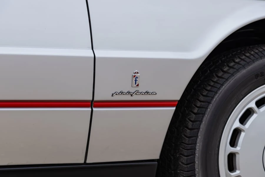 1992 Cadillac Allante - Image 13 of 31