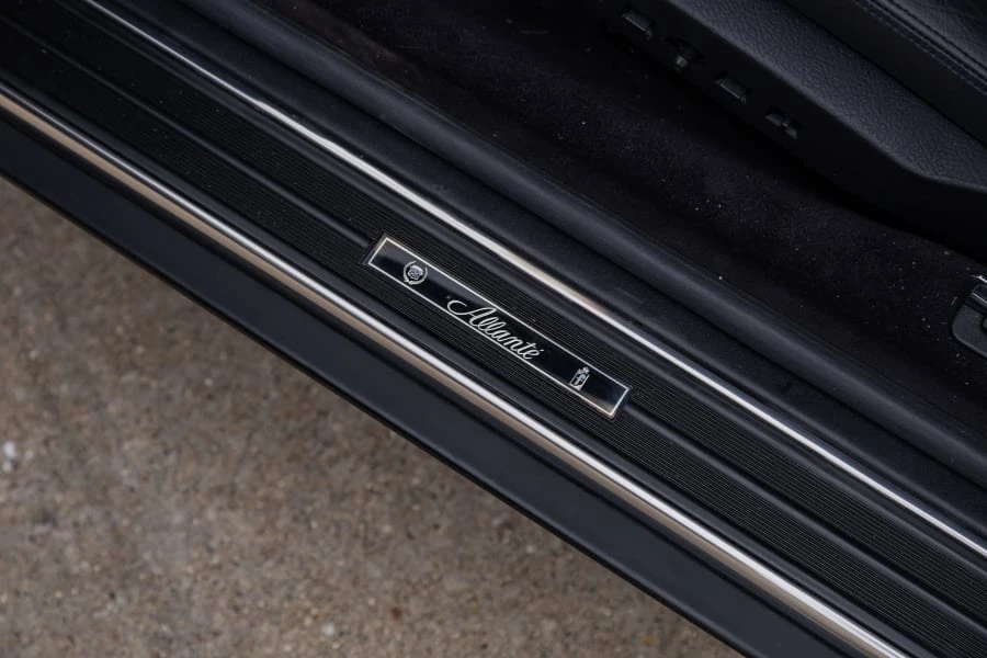 1992 Cadillac Allante - Image 30 of 31