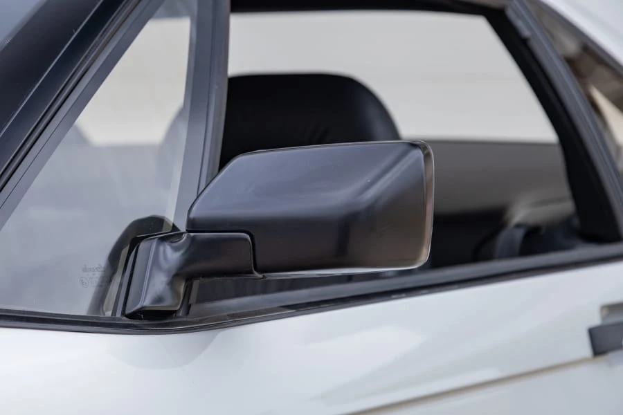 1992 Cadillac Allante - Image 20 of 31