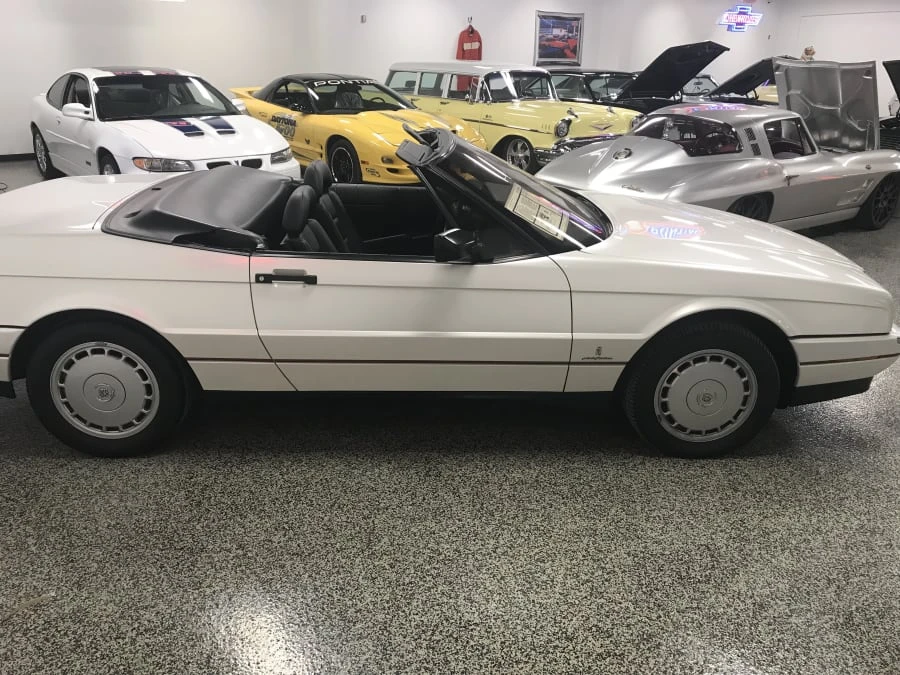 1992 Cadillac Allante - Image 2 of 8