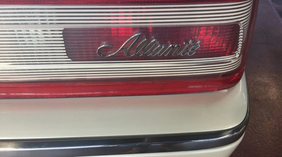 1992 Cadillac Allante - Image 5 of 6