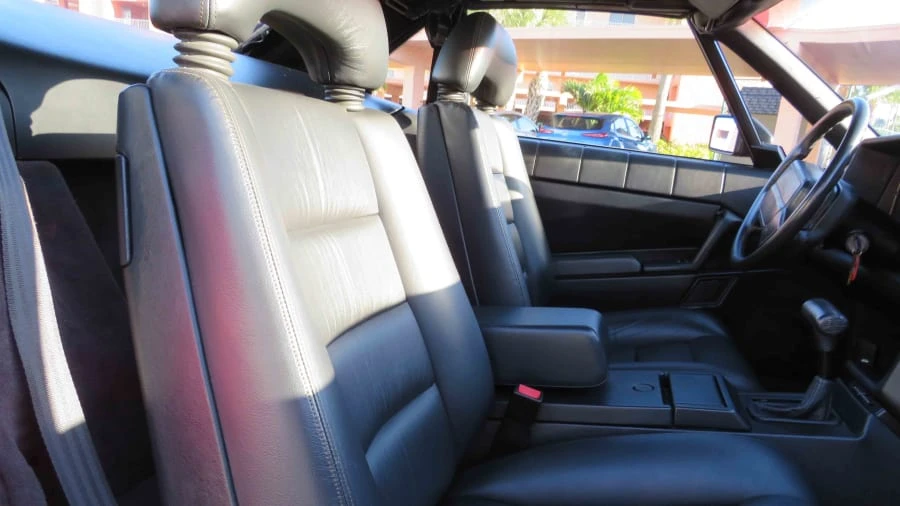 1992 Cadillac Allante - Image 5 of 24