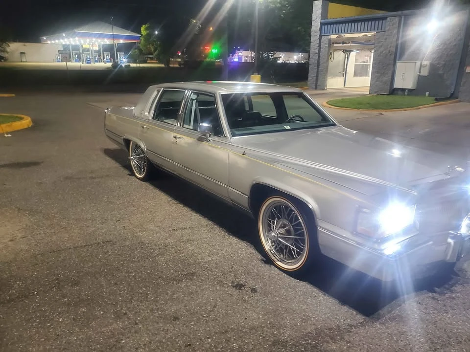 1992 Cadillac Brougham - Image 3 of 6