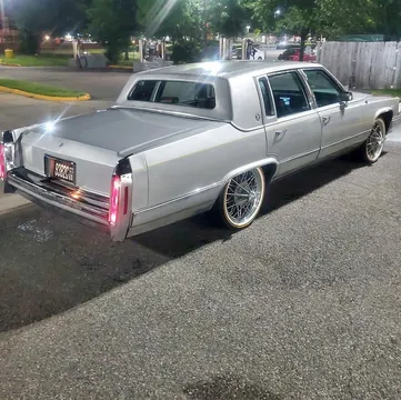 1992 Cadillac Brougham
