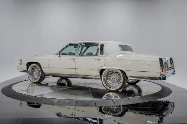 1992 Cadillac Brougham - Image 4 of 21
