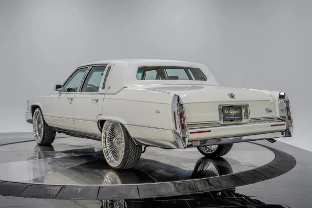 1992 Cadillac Brougham - Image 5 of 21