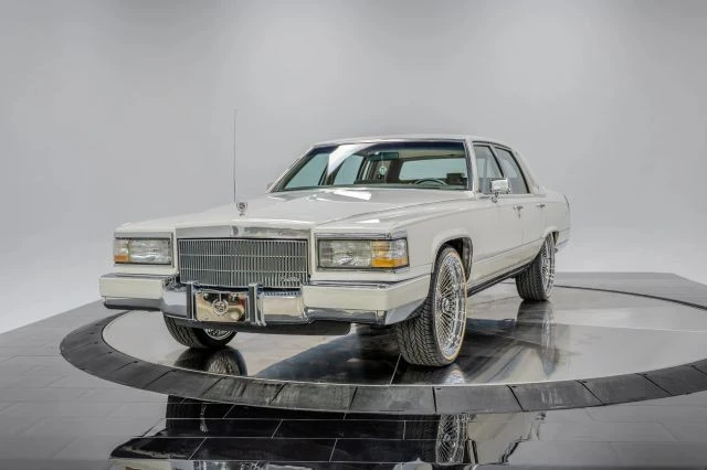 1992 Cadillac Brougham - Image 15 of 21
