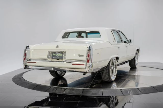 1992 Cadillac Brougham - Image 7 of 21
