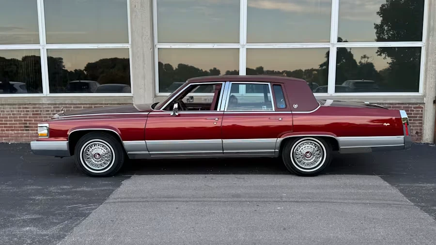 1992 Cadillac Brougham - Image 2 of 16