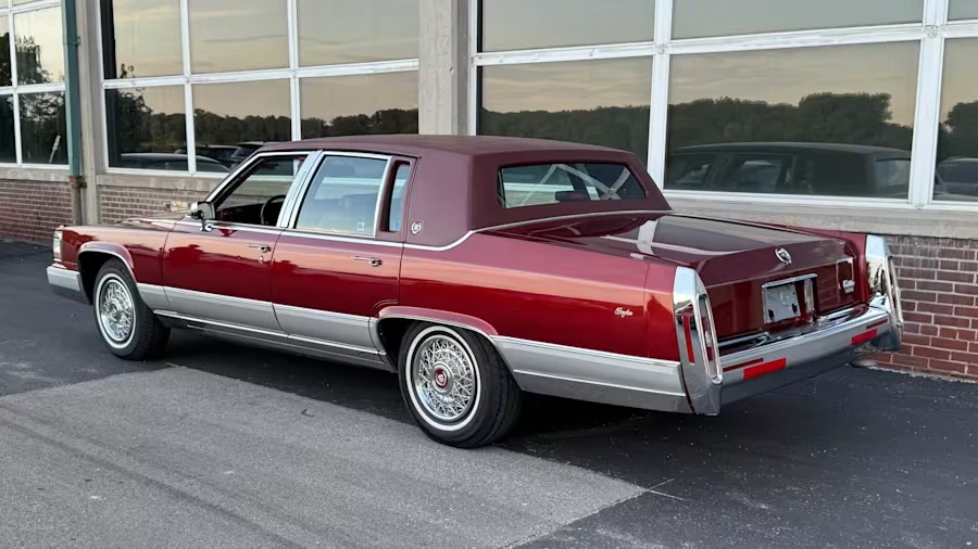 1992 Cadillac Brougham - Image 3 of 16