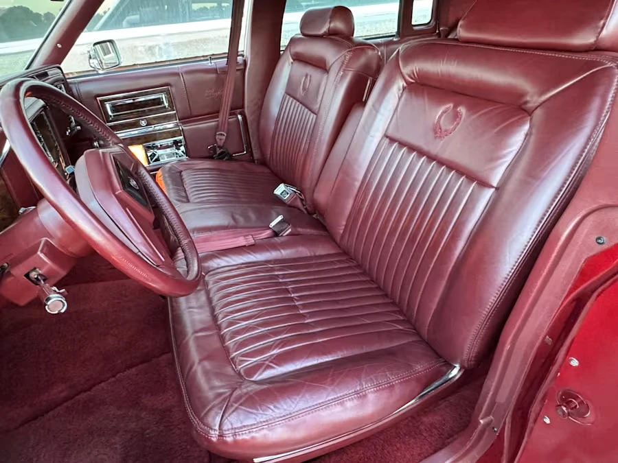 1992 Cadillac Brougham - Image 9 of 16