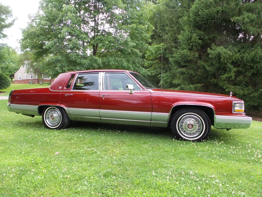 1992 Cadillac Brougham - Image 5 of 11
