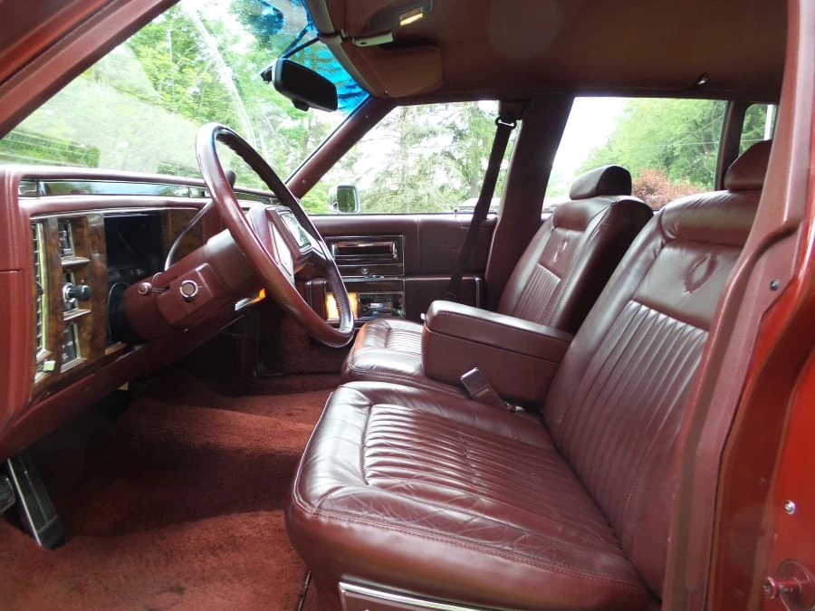 1992 Cadillac Brougham - Image 6 of 11