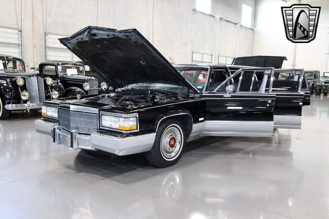 1992 Cadillac Brougham - Image 12 of 12