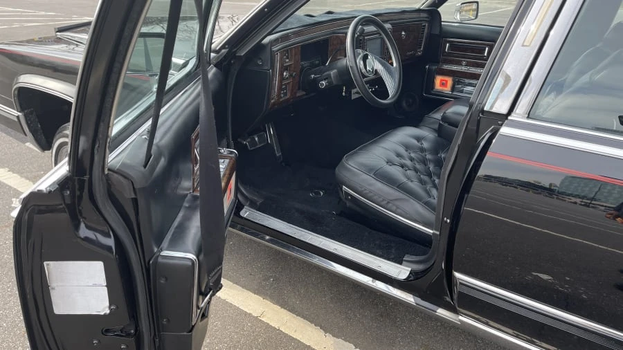 1992 Cadillac Brougham - Image 3 of 20