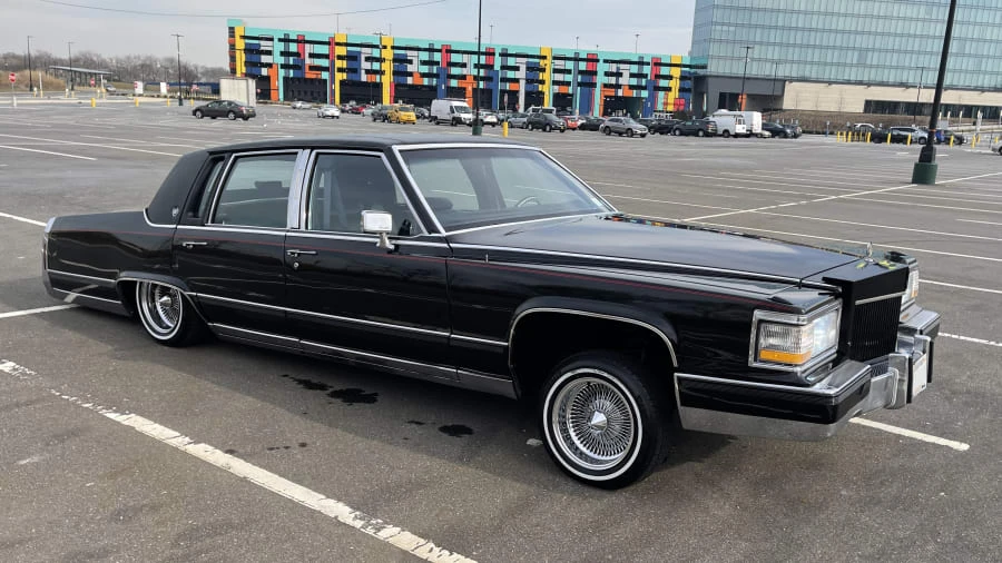 1992 Cadillac Brougham - Image 14 of 20