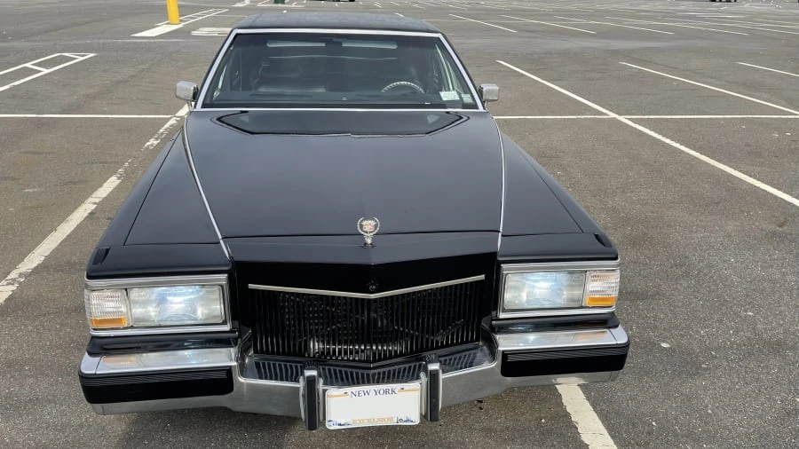 1992 Cadillac Brougham - Image 15 of 20