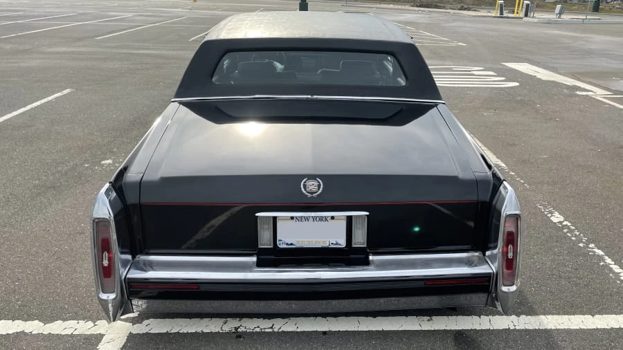 1992 Cadillac Brougham - Image 18 of 20