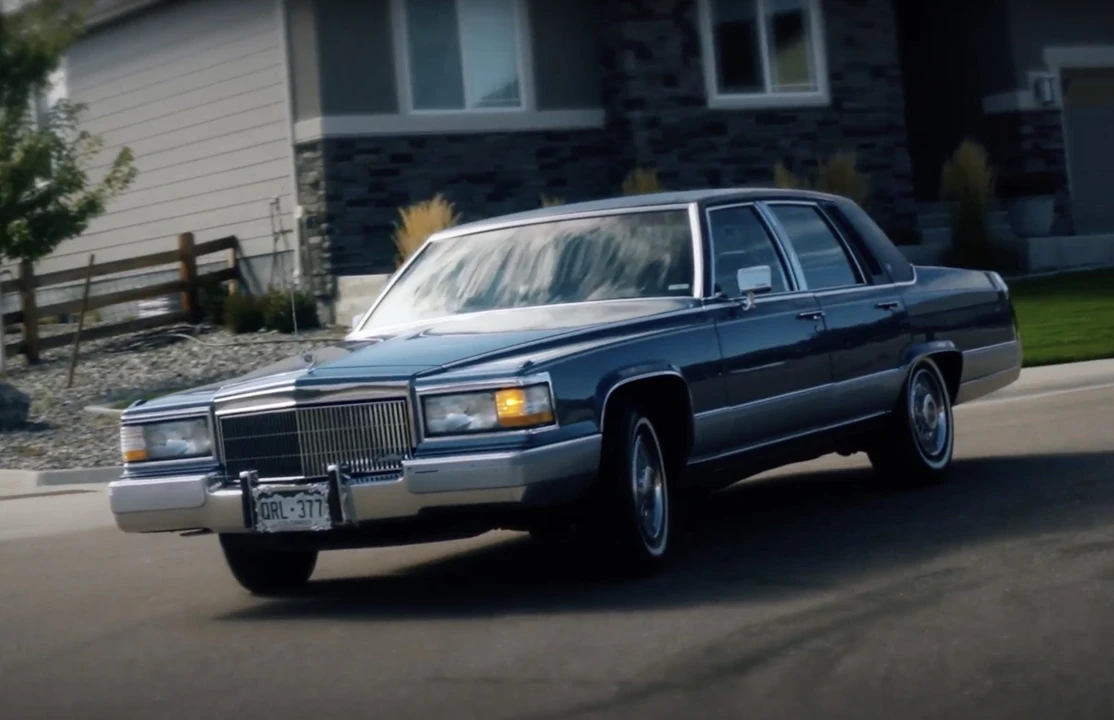 1992 Cadillac Brougham - Image 16 of 31