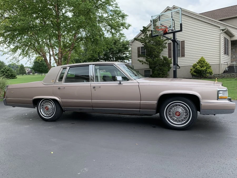 1992 Cadillac Brougham - Image 2 of 12