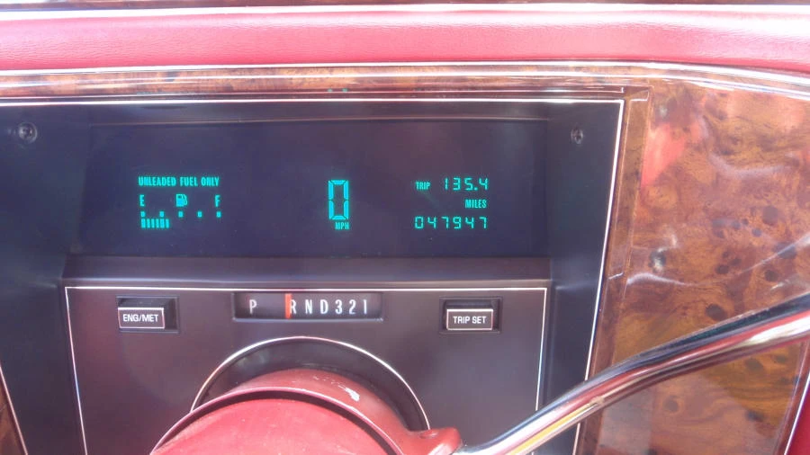 1992 Cadillac Brougham - Image 15 of 15