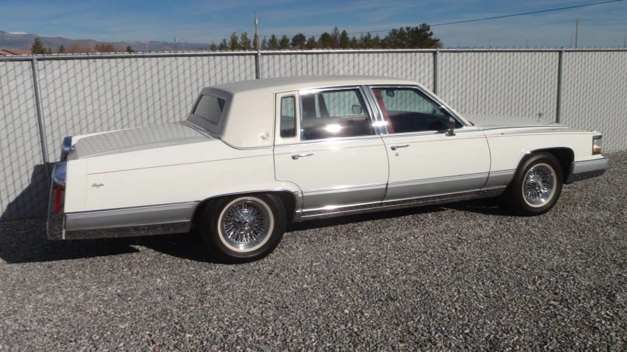 1992 Cadillac Brougham - Image 6 of 15