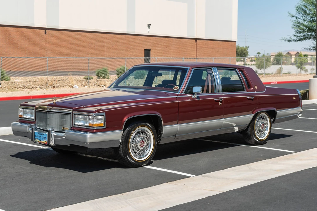 1992 Cadillac Brougham - Image 2 of 31