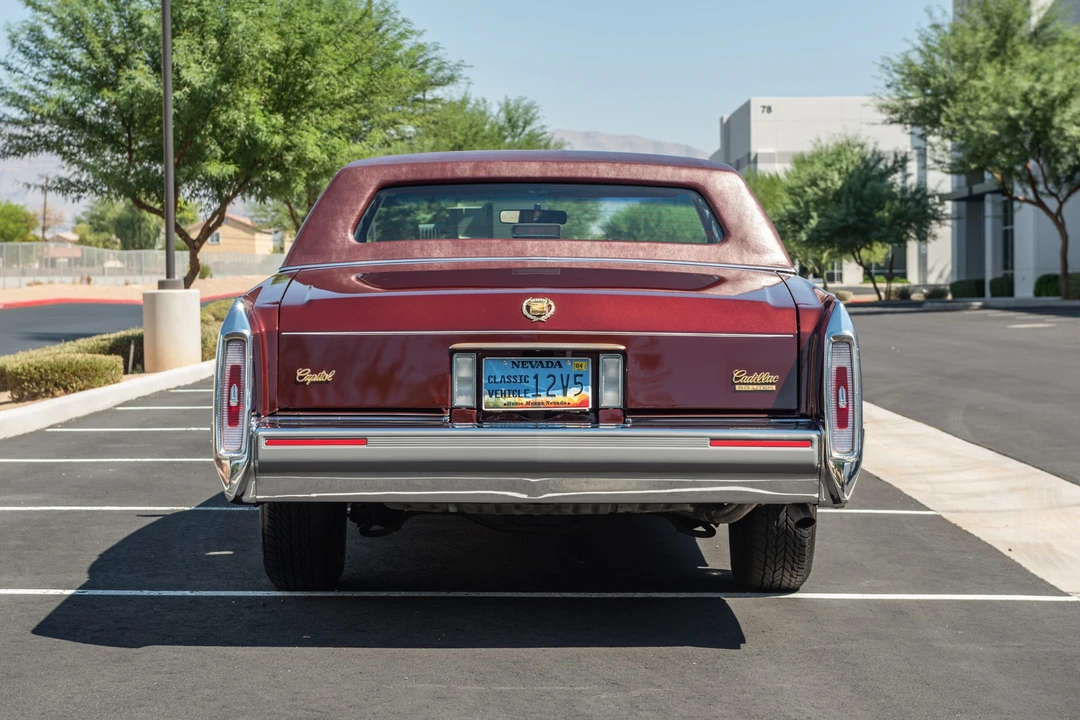 1992 Cadillac Brougham - Image 7 of 31