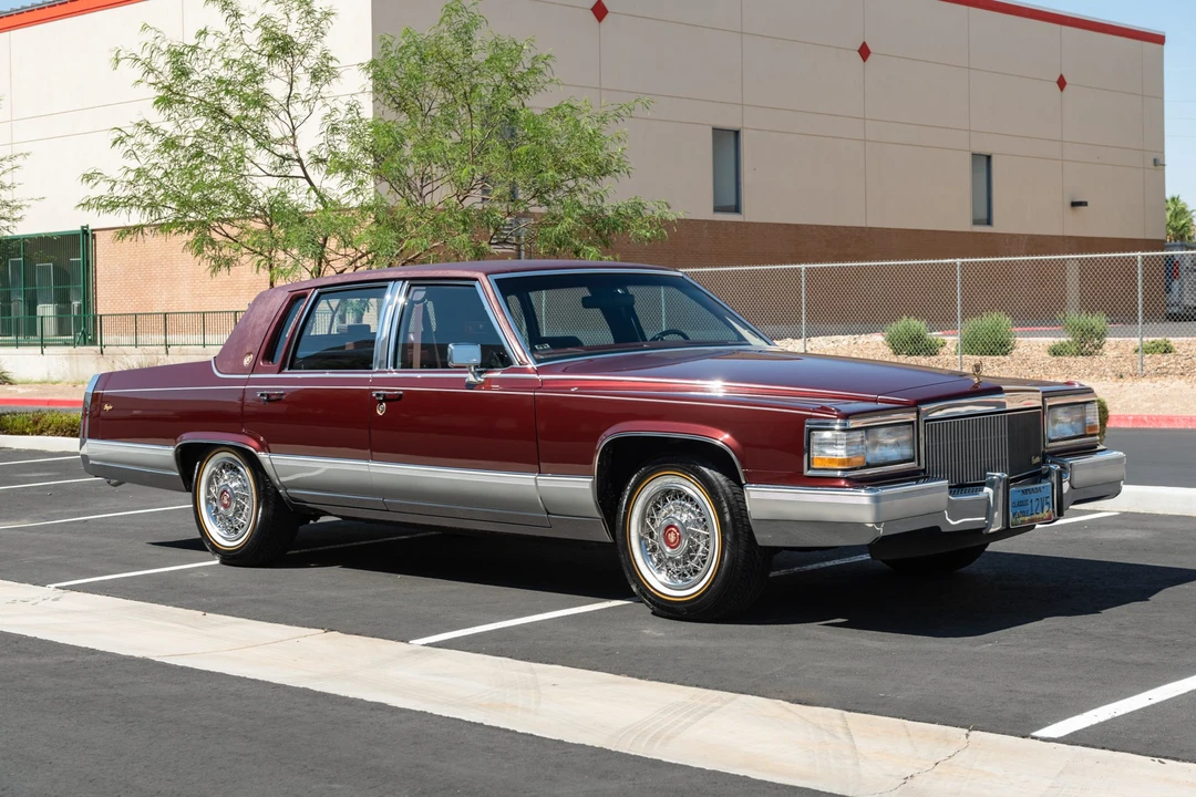 1992 Cadillac Brougham - Image 4 of 31