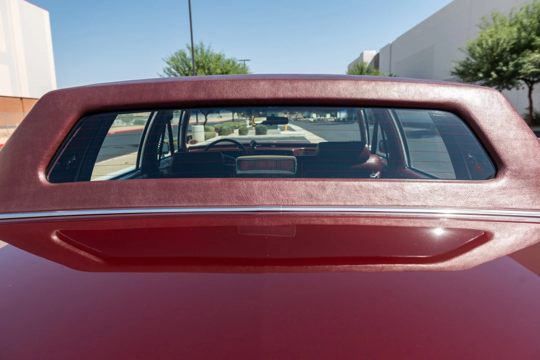 1992 Cadillac Brougham - Image 31 of 31