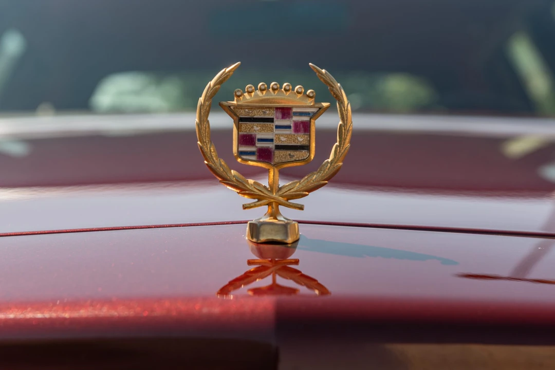 1992 Cadillac Brougham - Image 19 of 31