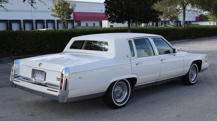 1992 Cadillac Brougham - Image 2 of 12