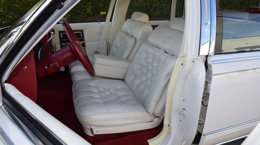 1992 Cadillac Brougham - Image 3 of 12