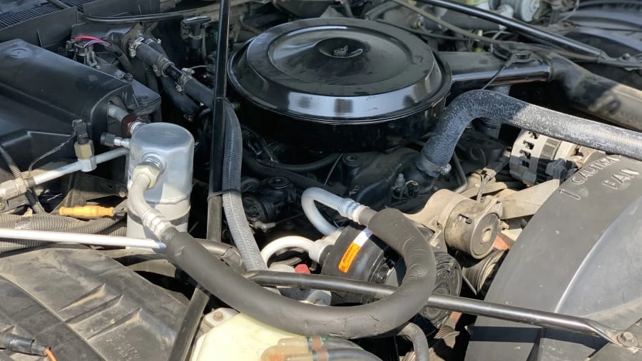 1992 Cadillac Brougham - Image 15 of 24