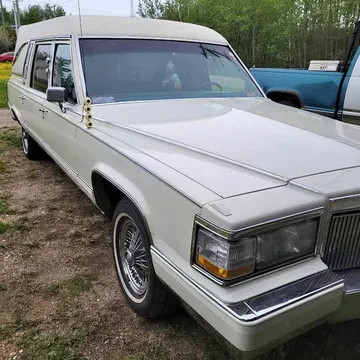 1992 Cadillac Brougham Superior Hearse
