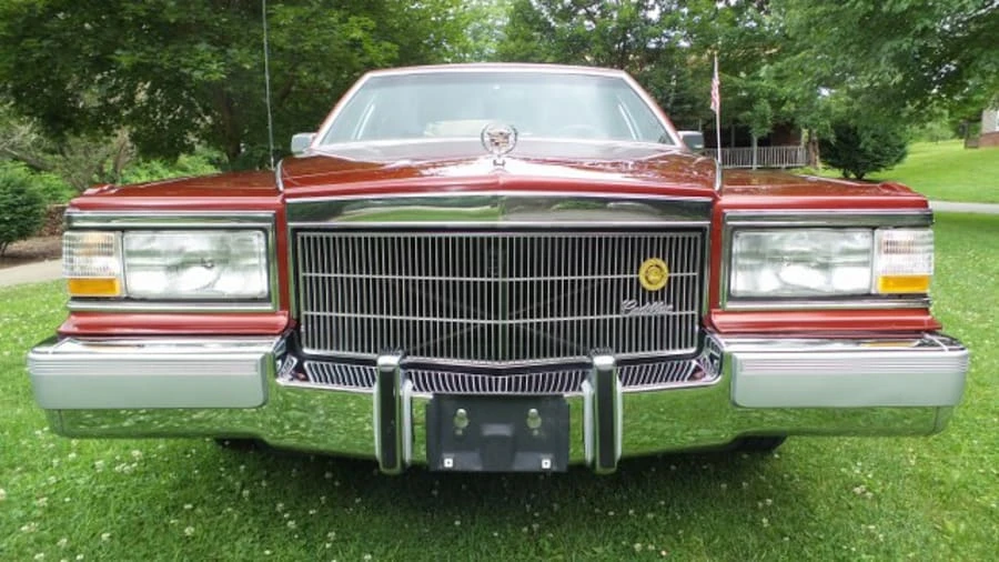 1992 Cadillac Brougham - Image 8 of 22