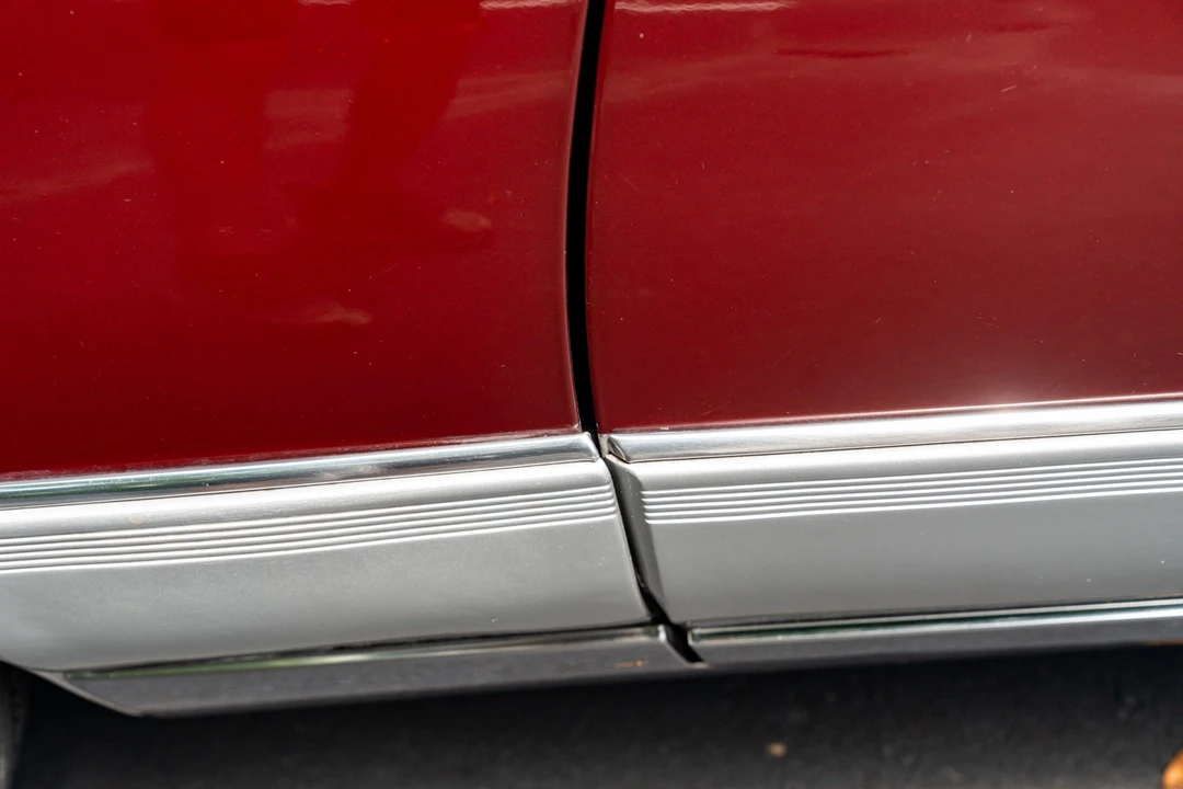 1992 Cadillac Brougham - Image 28 of 31