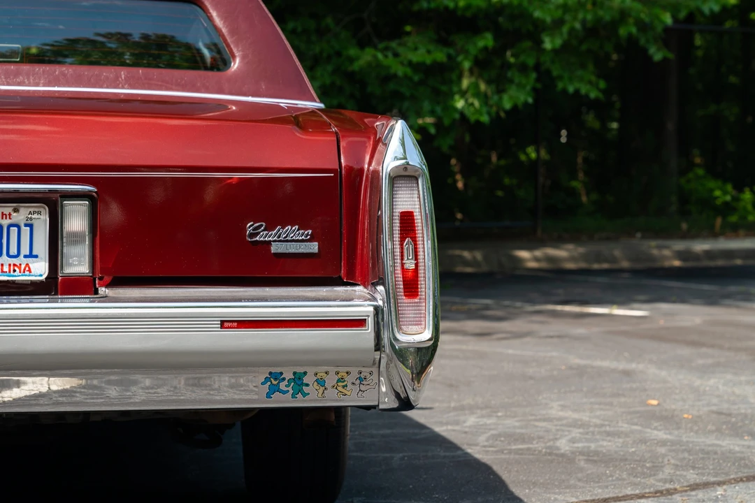 1992 Cadillac Brougham - Image 18 of 31