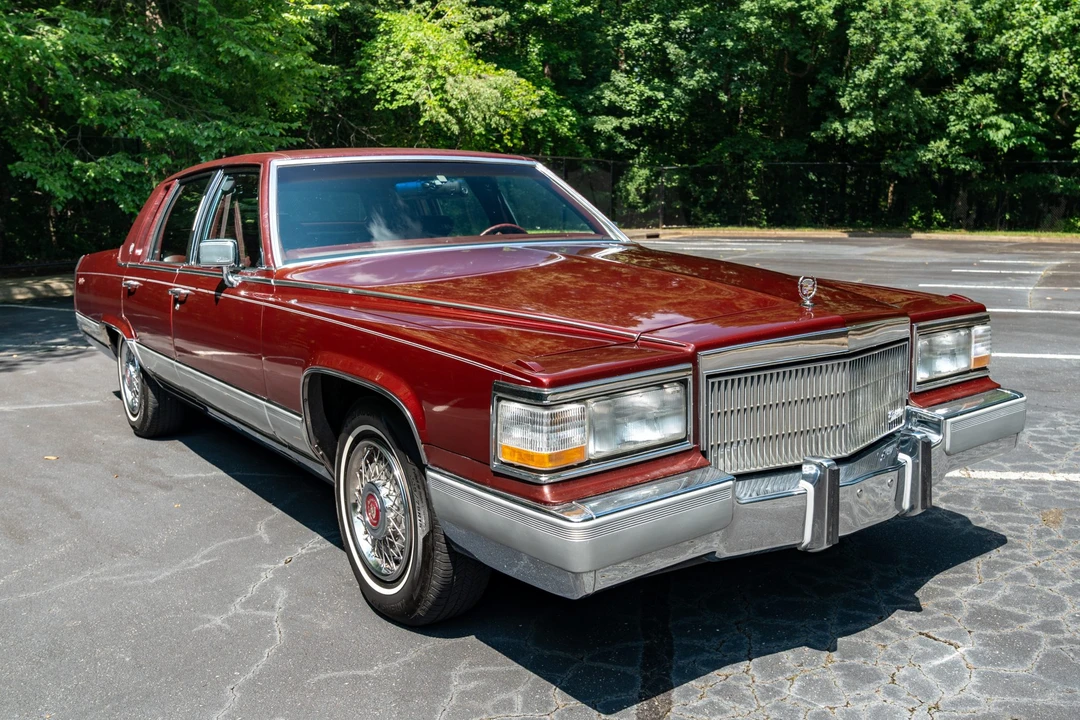 1992 Cadillac Brougham - Image 3 of 31