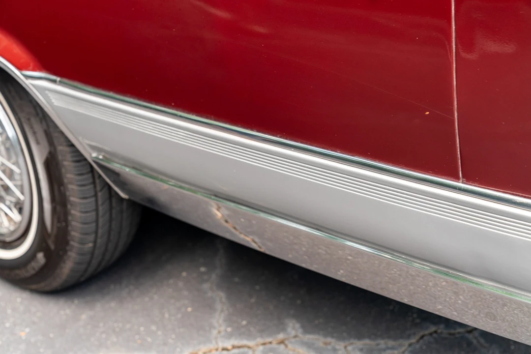 1992 Cadillac Brougham - Image 25 of 31