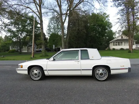1992 Cadillac Coupe deVille