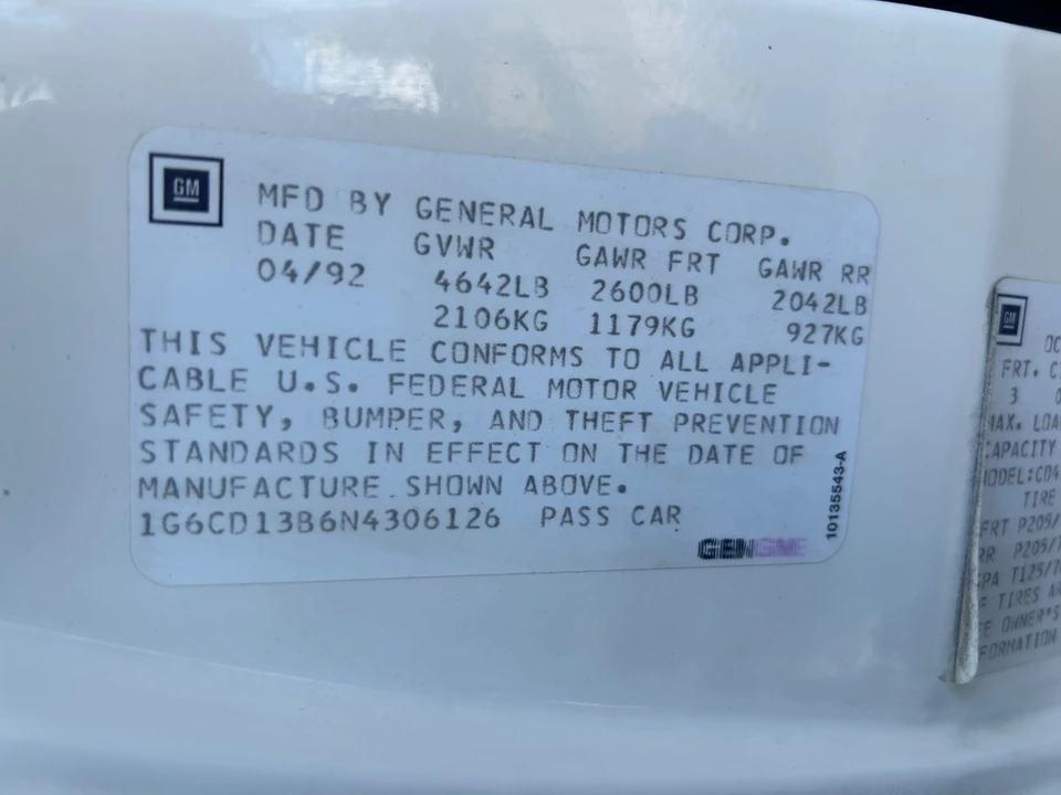 1992 Cadillac DeVille 6th Gen - Image 17 of 21