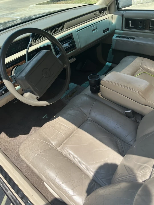 1992 Cadillac DeVille 6th Gen - Image 8 of 10