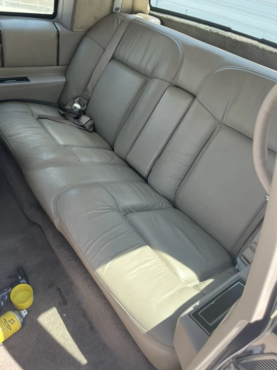 1992 Cadillac DeVille 6th Gen - Image 5 of 10